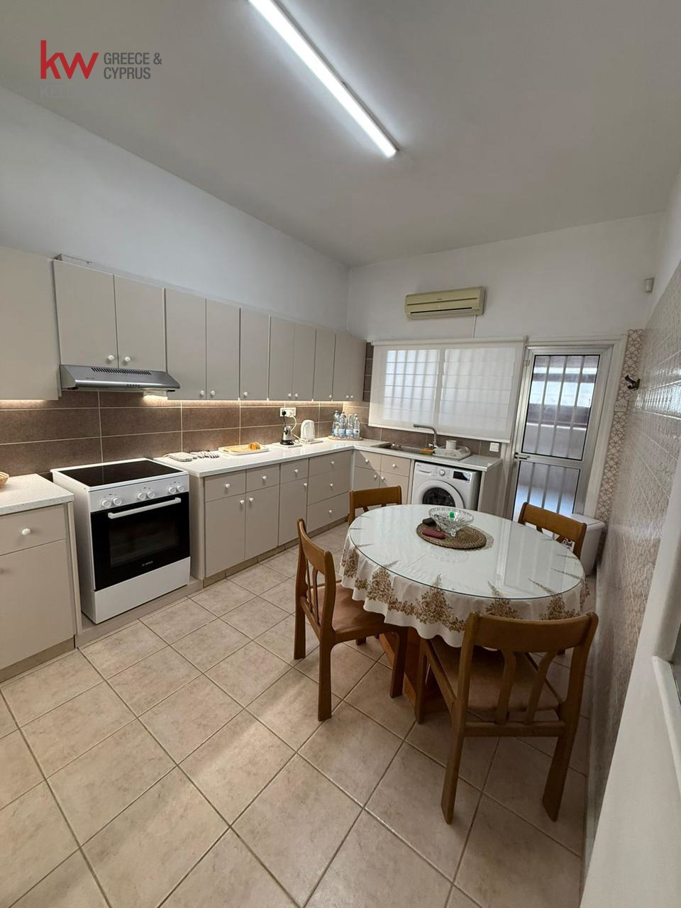 2 bedrooms Townhouse in Larnaca, Larnaka, Cyprus No. 39503
