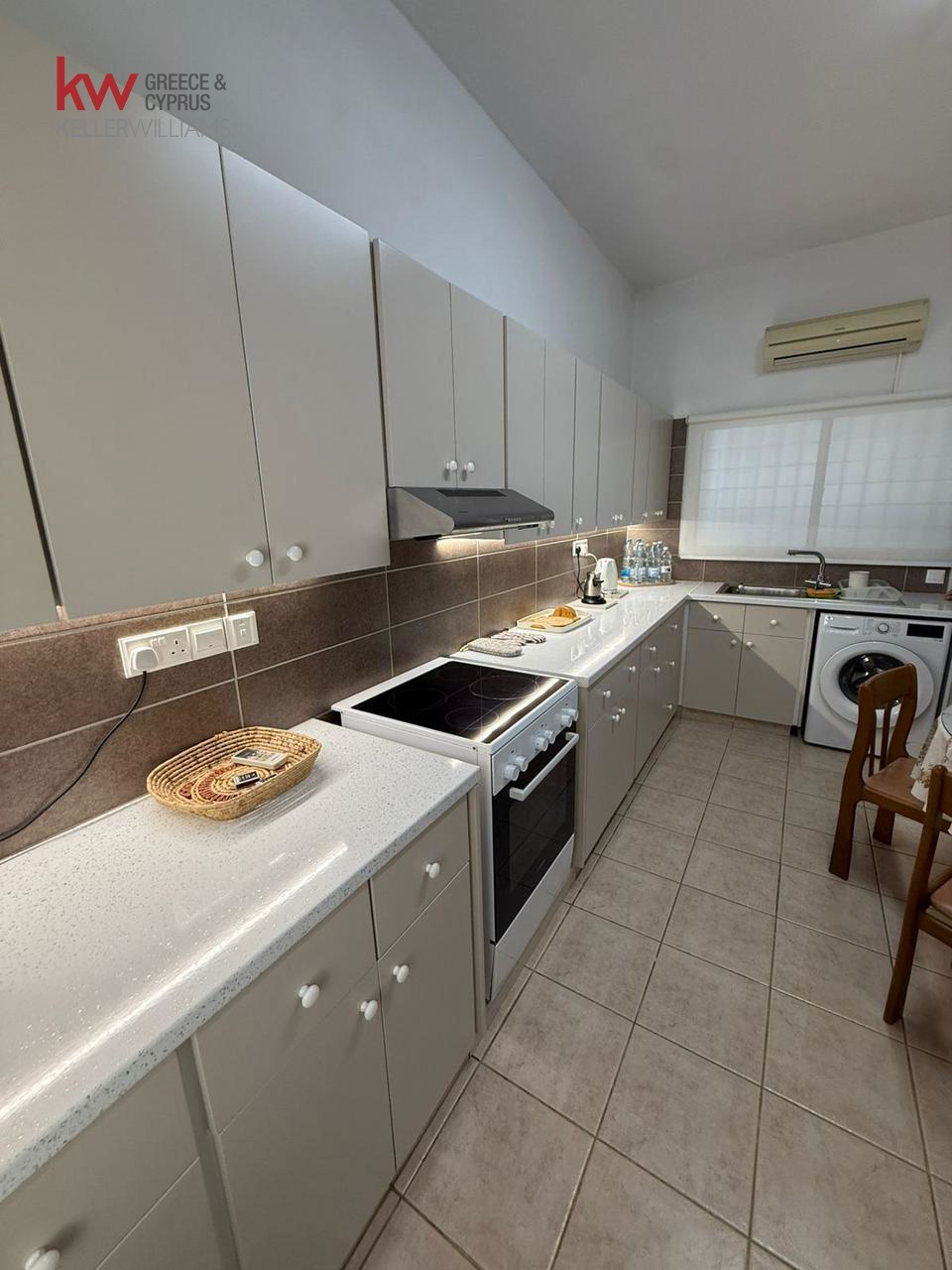 2 bedrooms Townhouse in Larnaca, Larnaka, Cyprus No. 39503
