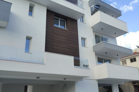 2 bedrooms Apartment in Larnaca, Larnaka,  No. 39504 2