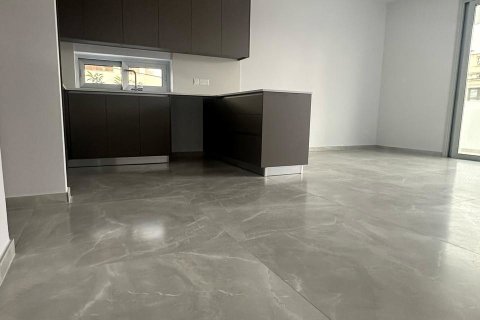 2 bedrooms Apartment in Larnaca, Larnaka,  No. 39504 5