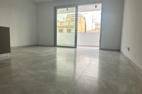 2 bedrooms Apartment in Larnaca, Larnaka,  No. 39504 6