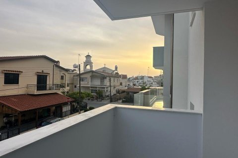 2 bedrooms Apartment in Larnaca, Larnaka,  No. 39504 12