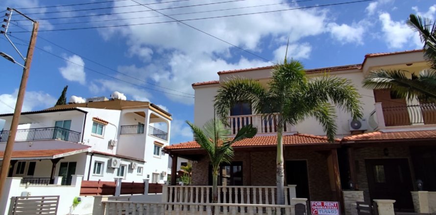 3 bedrooms Townhouse in Pyla, Larnaka,  No. 39501