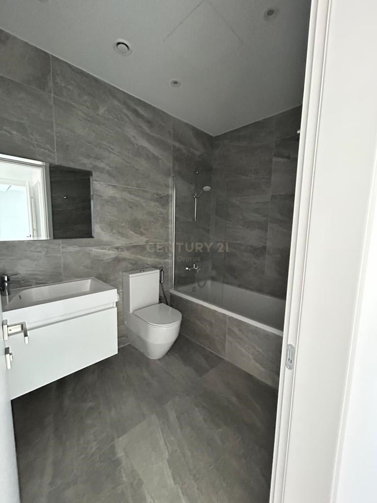 2 bedrooms Apartment in Mouttagiaka, Limassol, Cyprus No. 9005