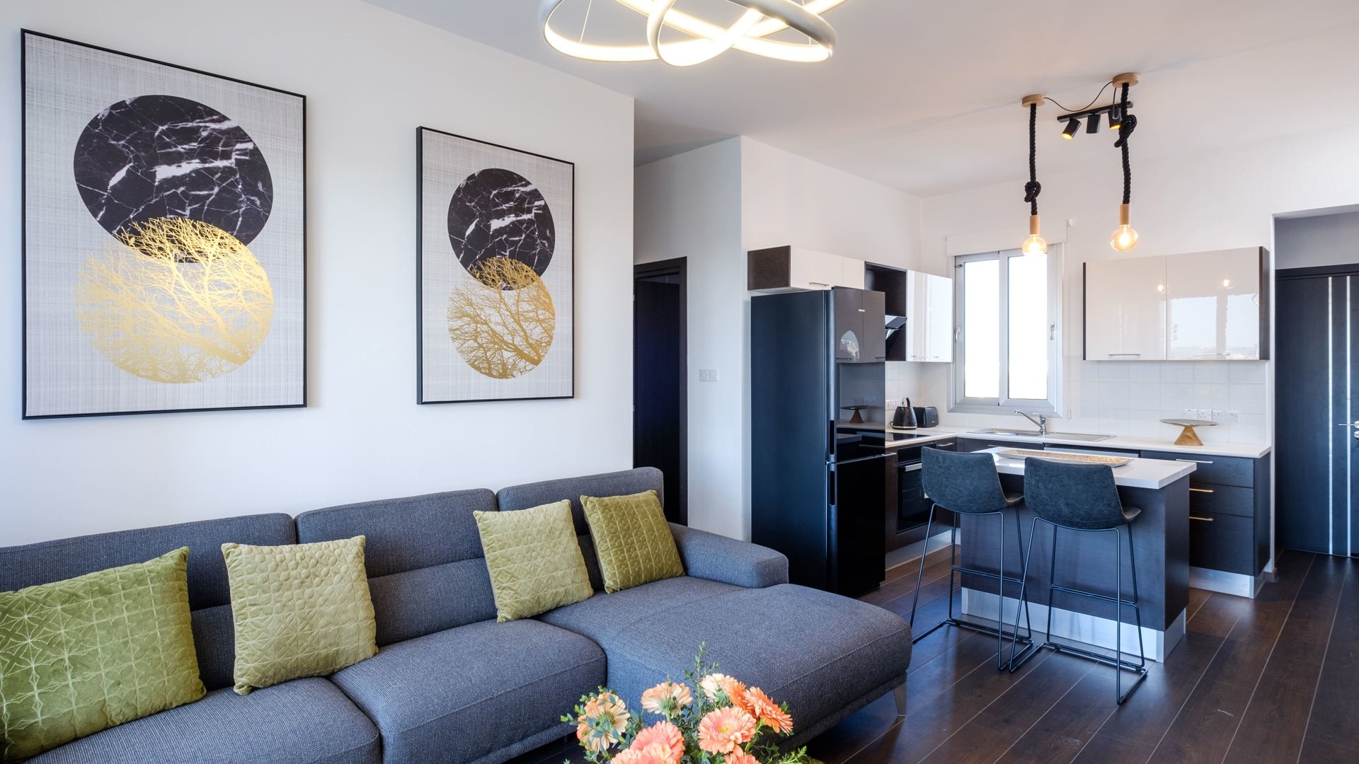 5 bedrooms Penthouse in Larnaca, Larnaka, Cyprus No. 26535