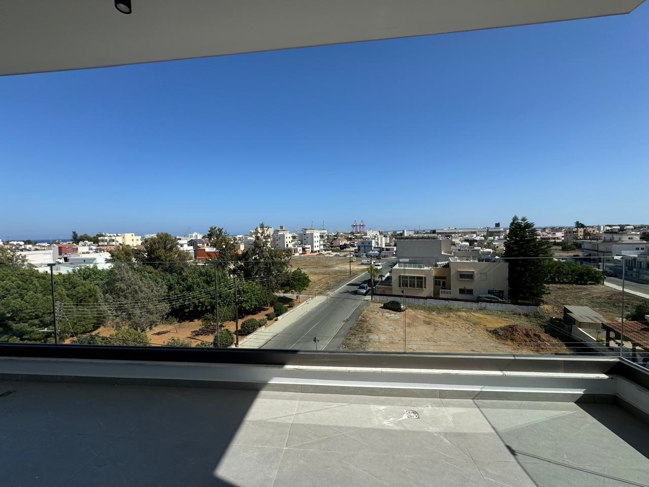 3 bedrooms Penthouse in Zakaki, Limassol, Cyprus No. 6183