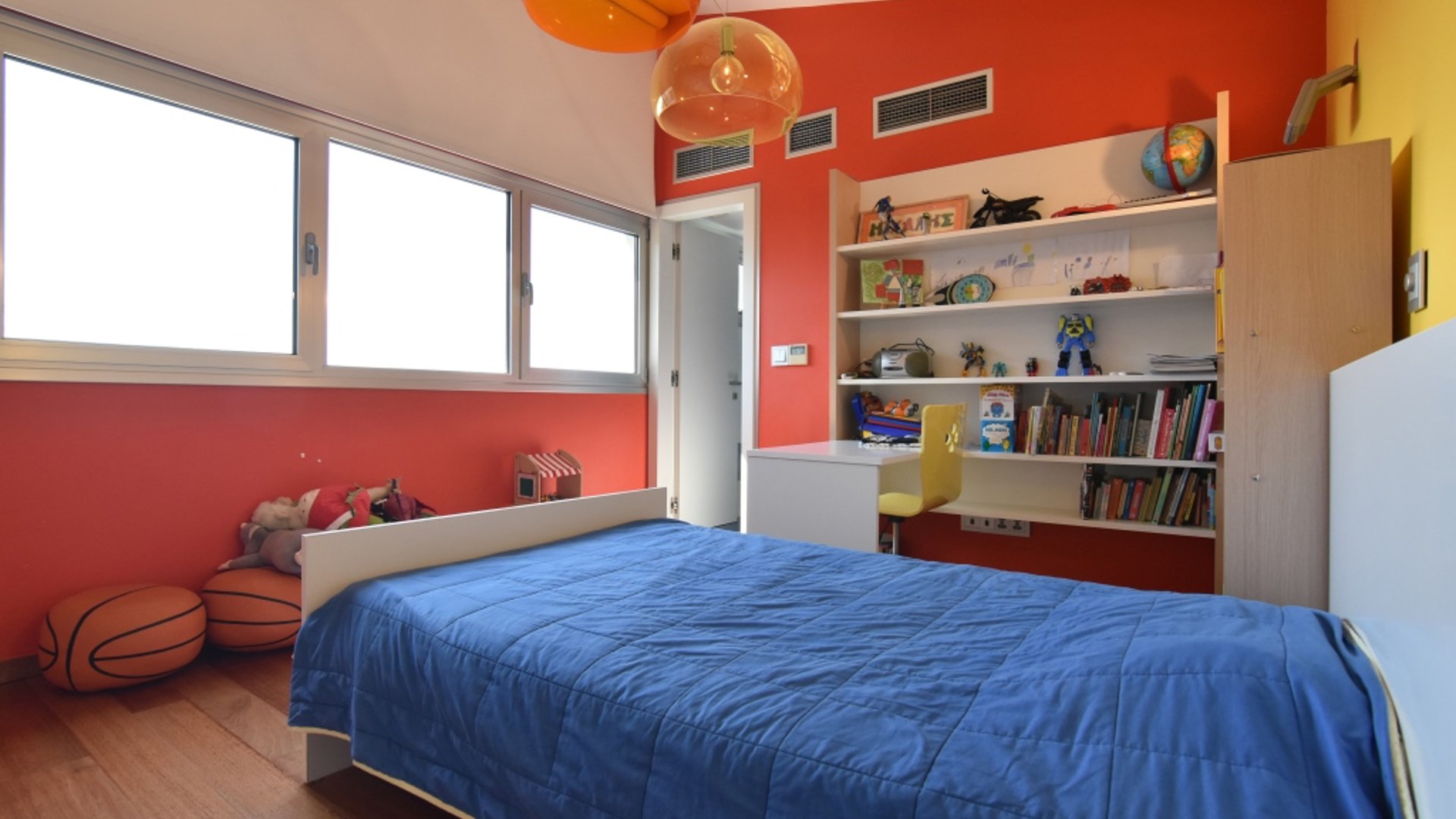 5 bedrooms Villa in Limassol, Cyprus No. 25670