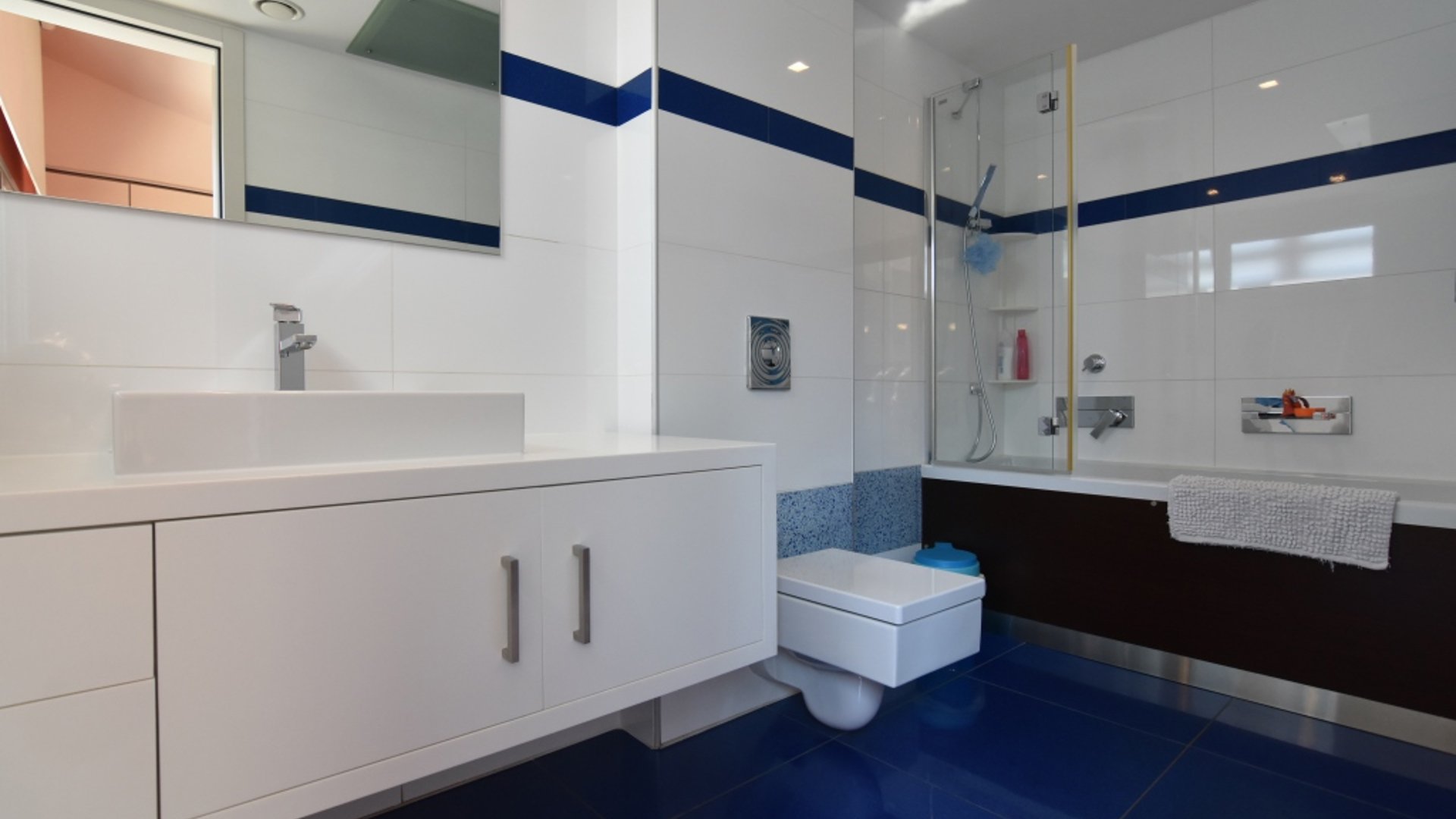 5 bedrooms Villa in Limassol, Cyprus No. 25670