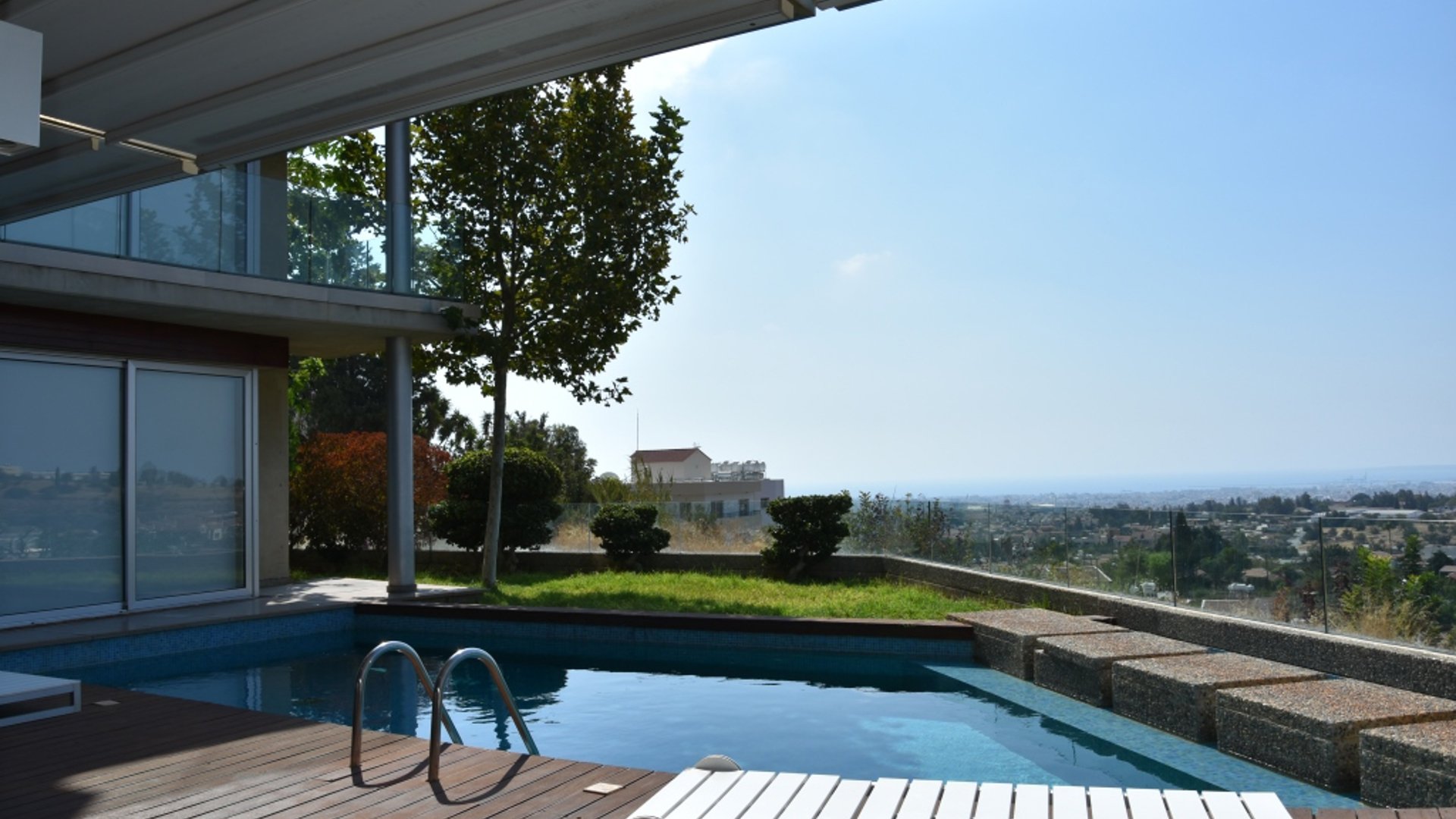 5 bedrooms Villa in Limassol, Cyprus No. 25670