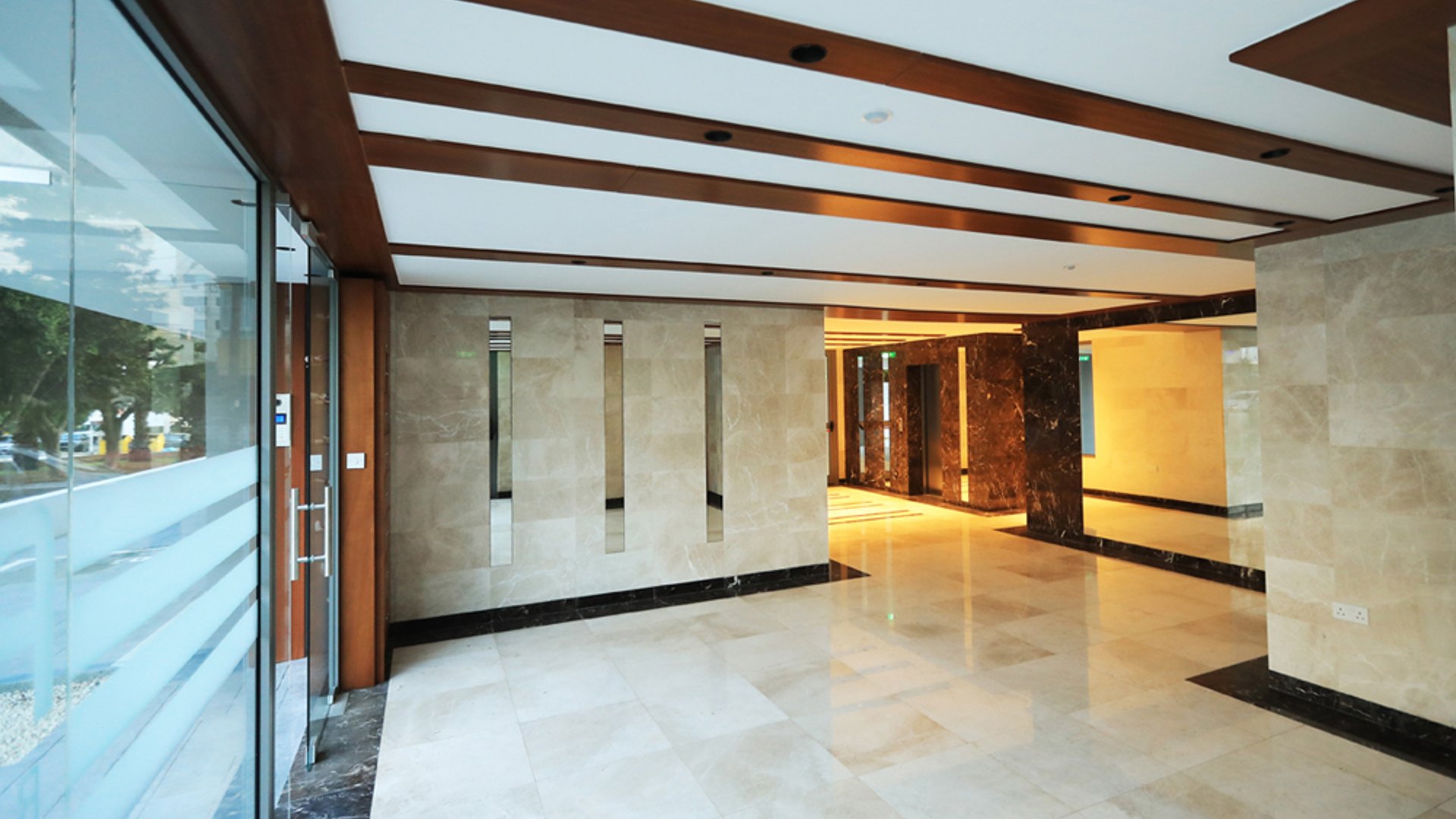 3 bedrooms Penthouse in Neapolis, Limassol, Cyprus No. 25672