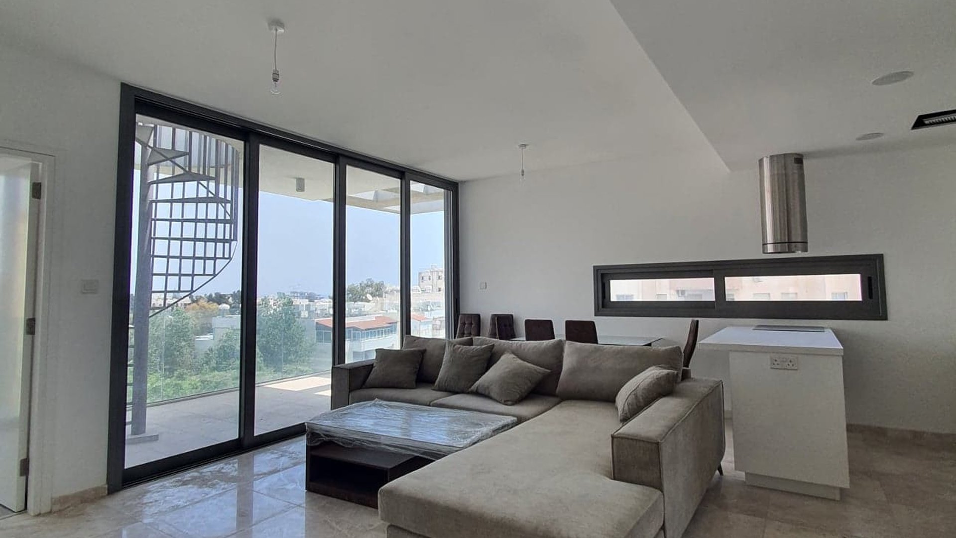 3 bedrooms Penthouse in Neapolis, Limassol, Cyprus No. 25672