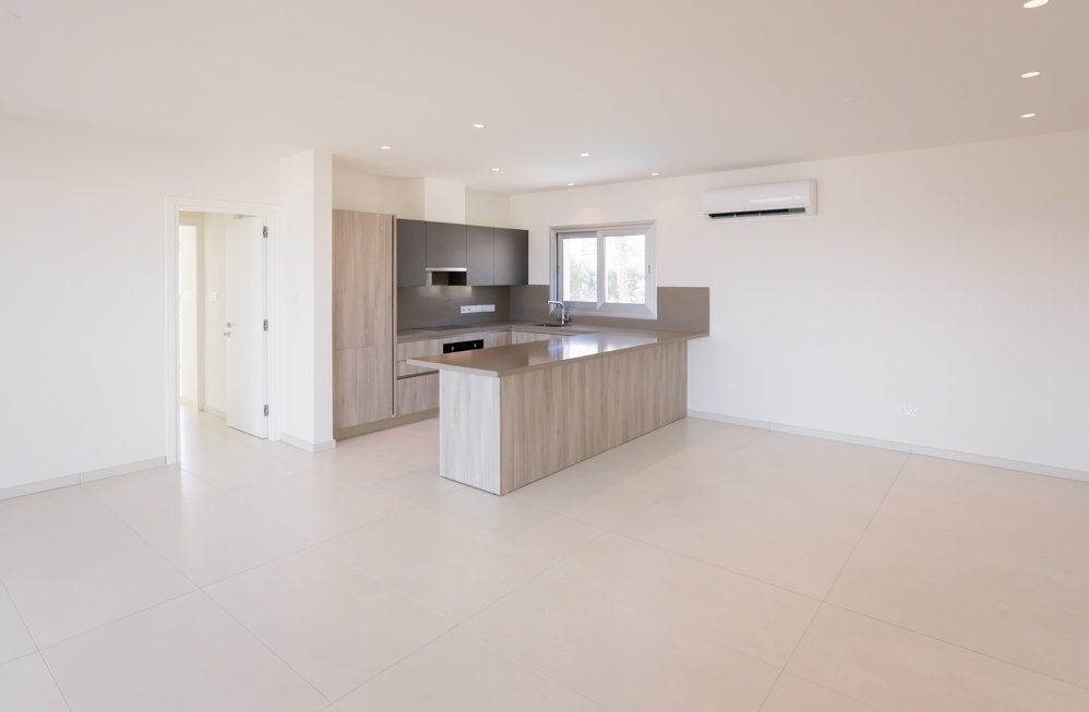 2 bedrooms Penthouse in Germasogeia, Limassol, Cyprus No. 6698