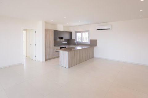 2 bedrooms Penthouse in Germasogeia, Limassol, No. 6698 4