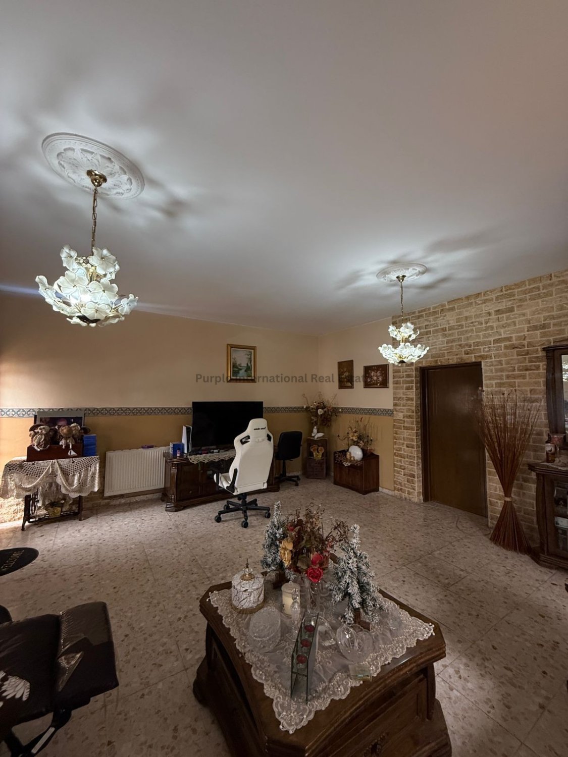 7 dormitorios Villa en Aradippou, Larnaka, Chipre No. 51071