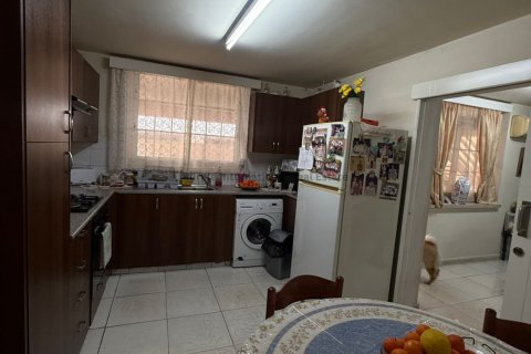 7 bedrooms Villa in Aradippou, Larnaka,  No. 51071 3