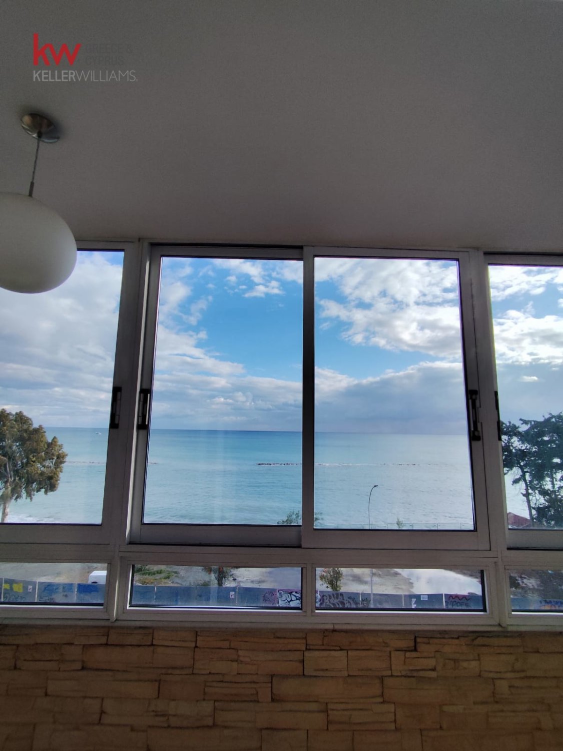 3 bedrooms Apartment in Germasogeia, Limassol, Cyprus No. 39759