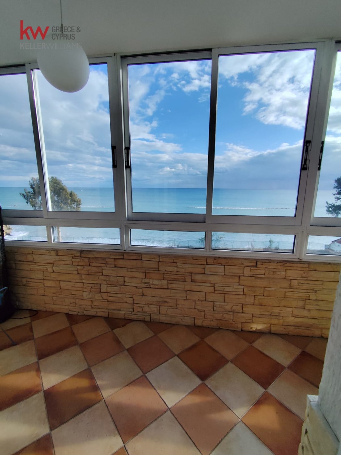 3 bedrooms Apartment in Germasogeia, Limassol, Cyprus No. 39759