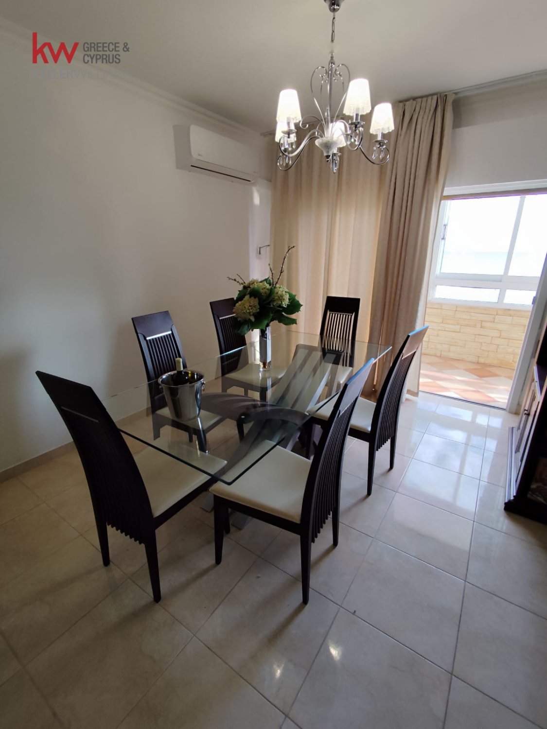 3 bedrooms Apartment in Germasogeia, Limassol, Cyprus No. 39759