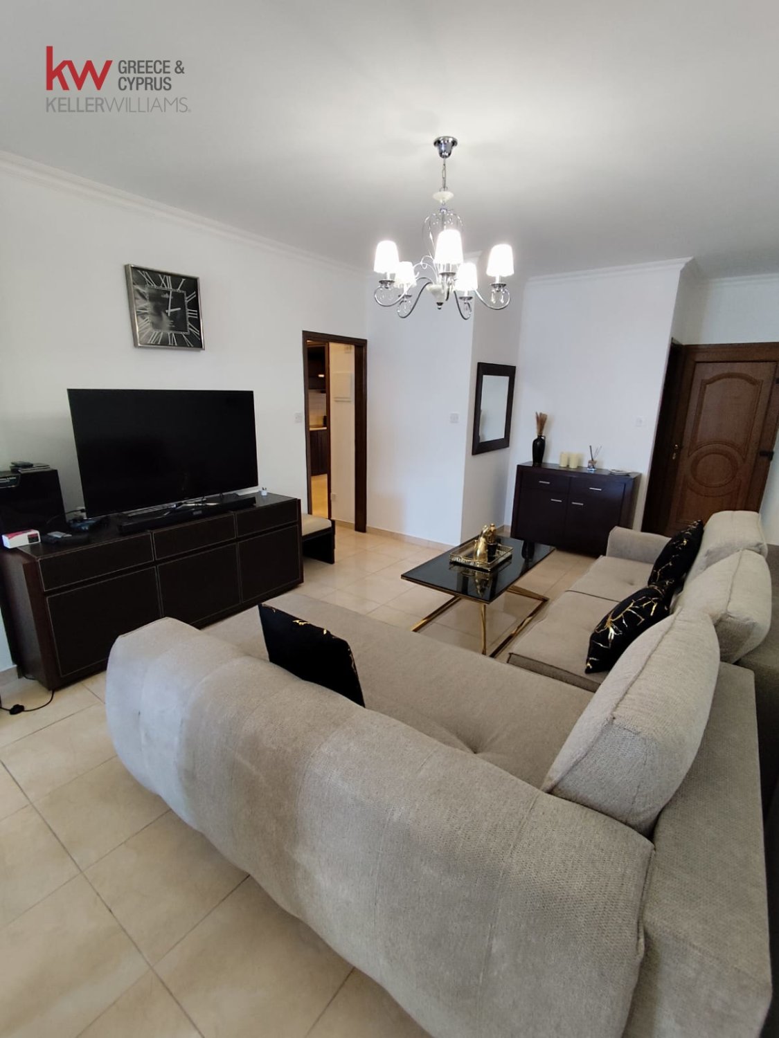 3 bedrooms Apartment in Germasogeia, Limassol, Cyprus No. 39759