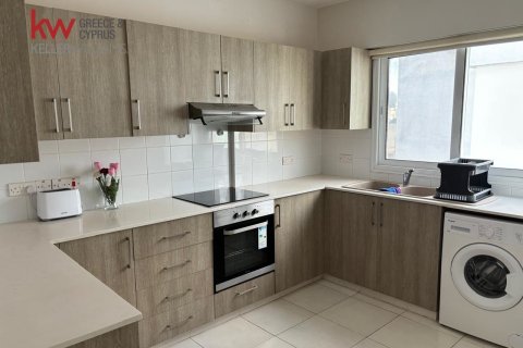 2 bedrooms Apartment in Larnaca, Larnaka,  No. 39760 4