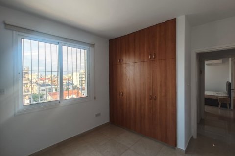 2 bedrooms Apartment in Larnaca, Larnaka, No. 39763 5