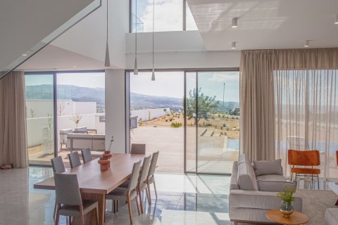 3 chambres Villa à Pegeia, Paphos, Chypre No. 28027