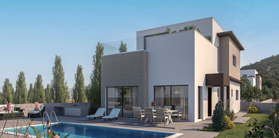 4 bedrooms Villa in Pomos, Paphos,  No. 44185