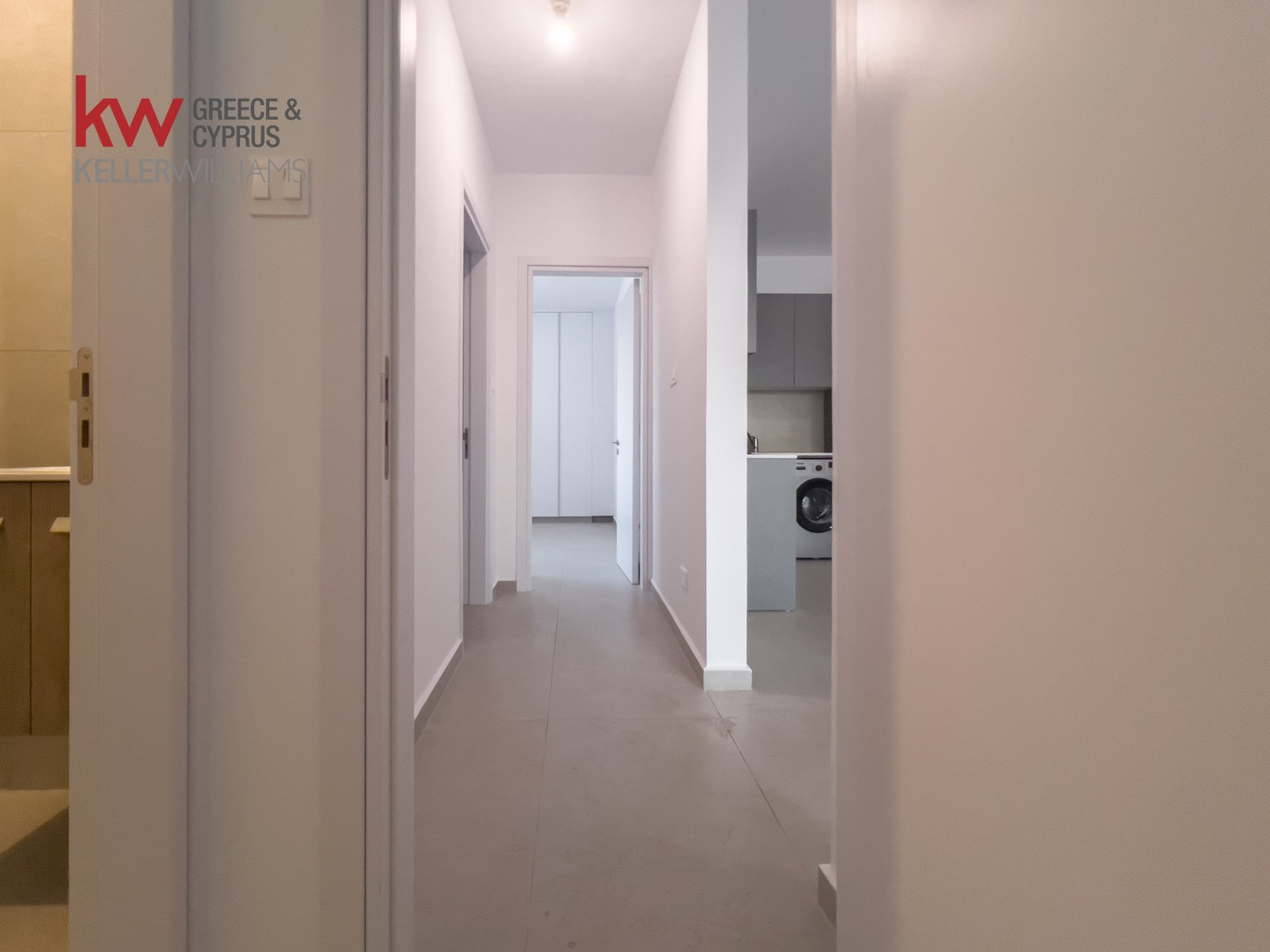 Квартира с 3 спальнями в Ливадия, Ларнака, Кипр № 40524