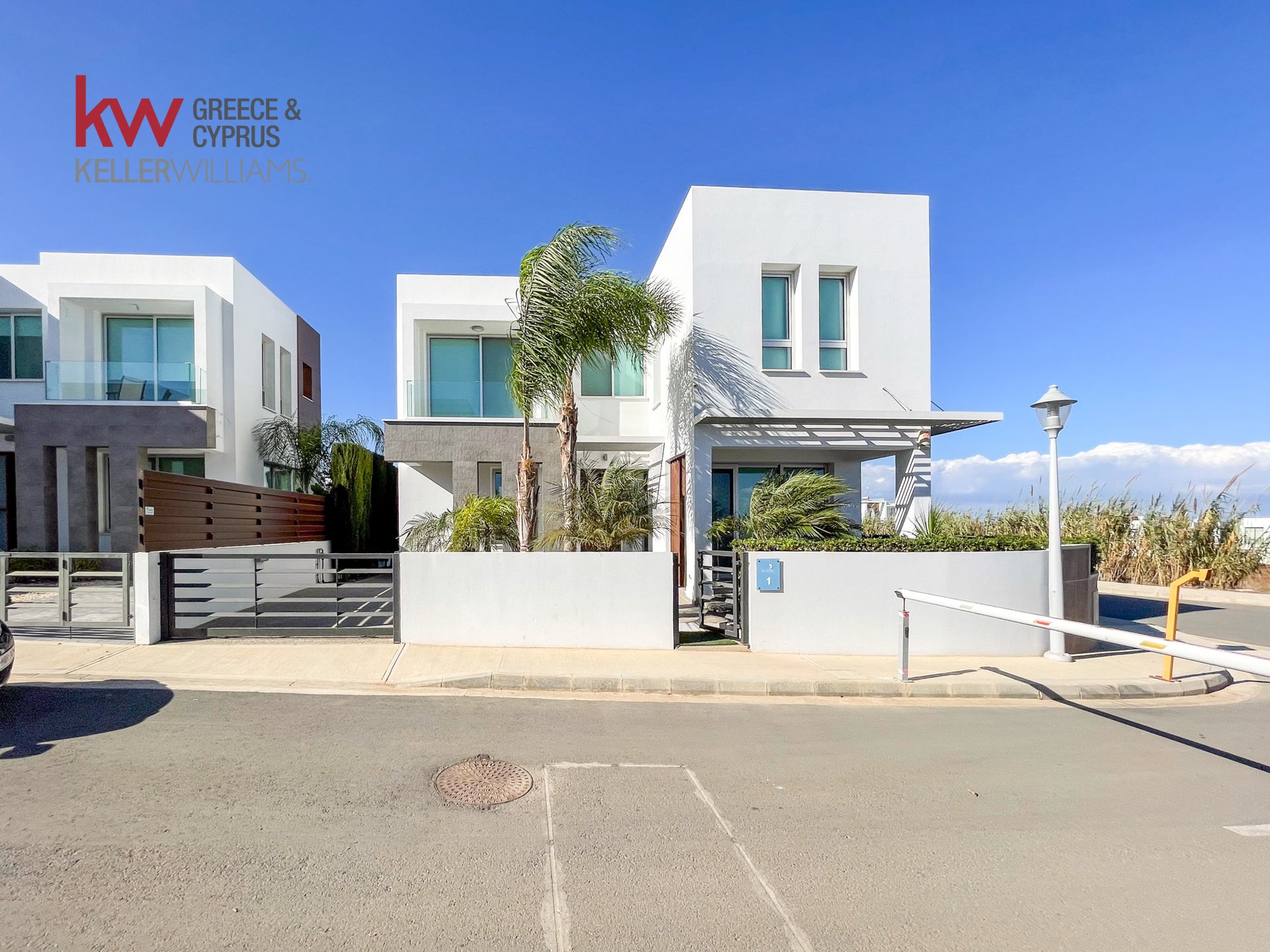 3 bedrooms Villa in Paralimni, Ammochostos, Cyprus No. 40523