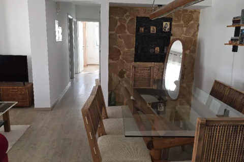 3 bedrooms Apartment in Nicosia,  No. 39718 10