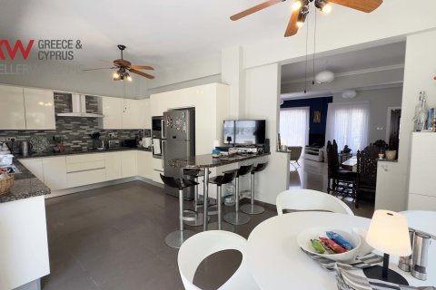 3 bedrooms Townhouse in Larnaka,  No. 39716 3