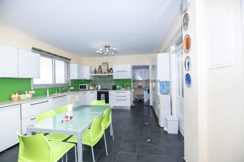 Вилла с 4 спальнями в Паралимни, Аммохостос,  № 36329 12