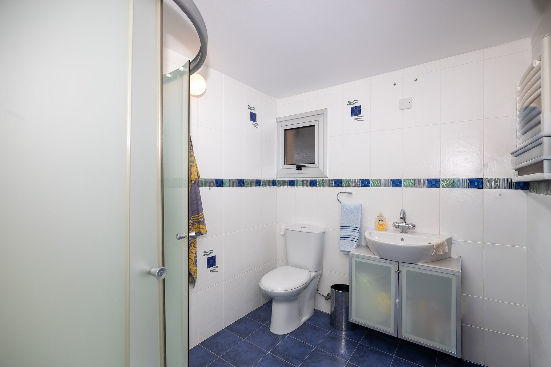 Вилла с 4 спальнями в Паралимни, Аммохостос, Кипр № 36329