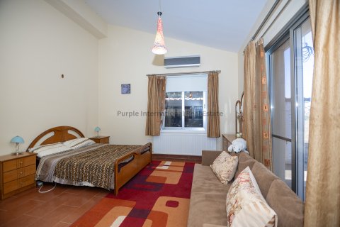 Вилла с 4 спальнями в Паралимни, Аммохостос,  № 36329 17