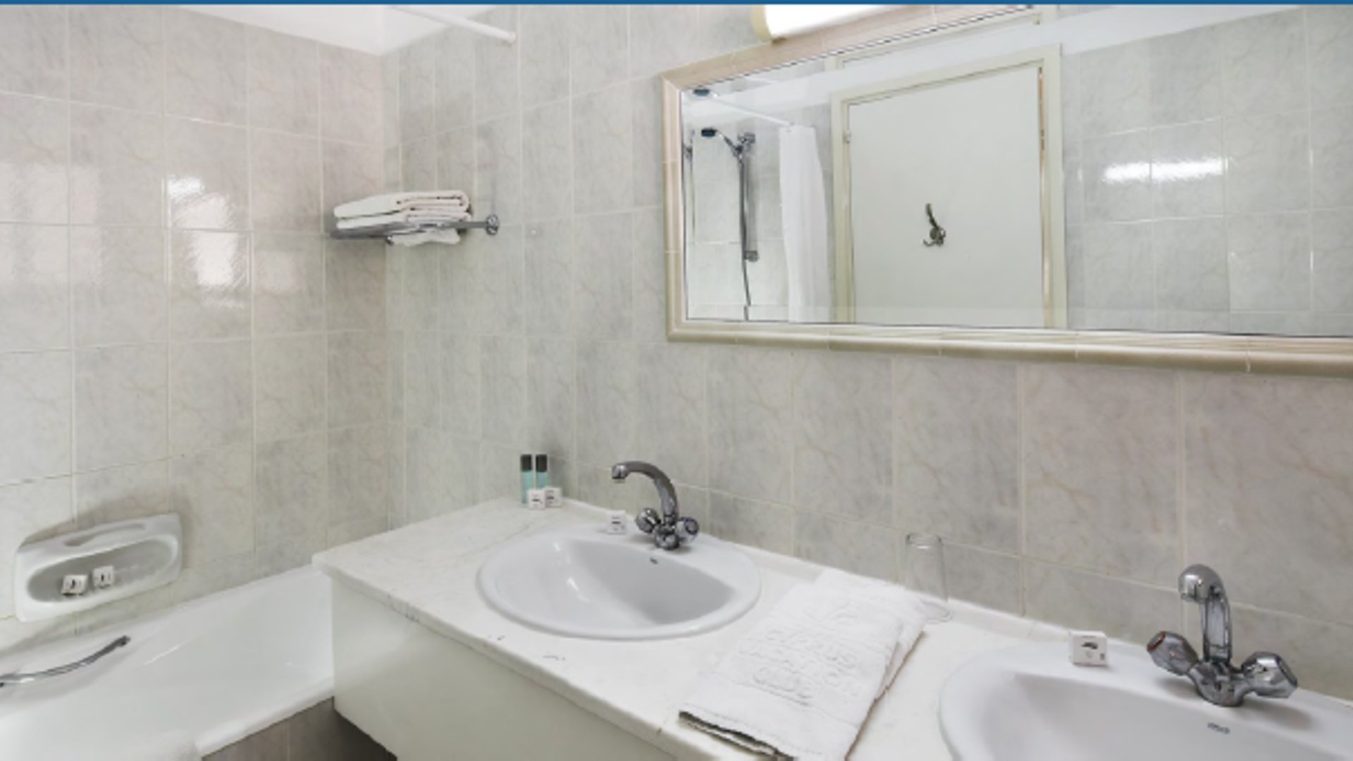 2 bedrooms Apartment in Erimi, Limassol, Cyprus No. 28811