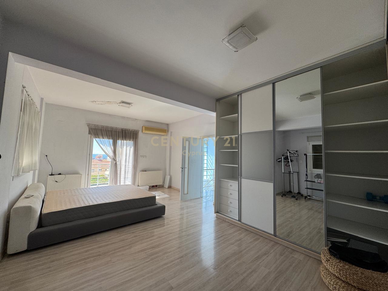 3 dormitorios Villa en Germasogeia, Limassol, Chipre No. 55960