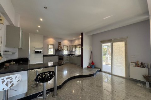 3 dormitorios Villa en Germasogeia, Limassol,  No. 55960 3