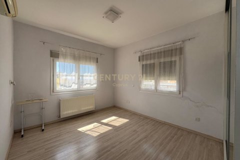 3 dormitorios Villa en Germasogeia, Limassol,  No. 55960 9