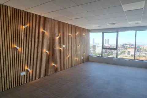 683m2 Oficina en Agios Athanasios, Limassol, No. 54235