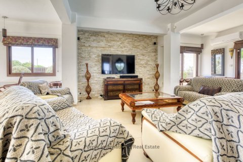 Вилла с 4 спальнями в Протарас, Аммохостос, Кипр № 37265 4