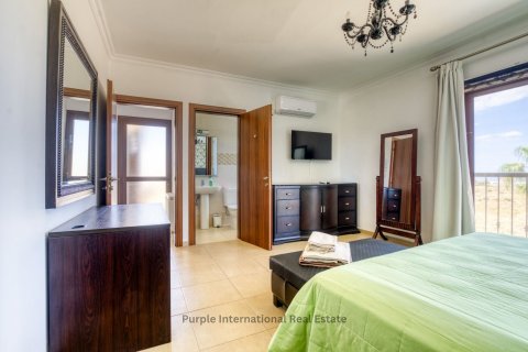 Вилла с 4 спальнями в Протарас, Аммохостос, Кипр № 37265 22