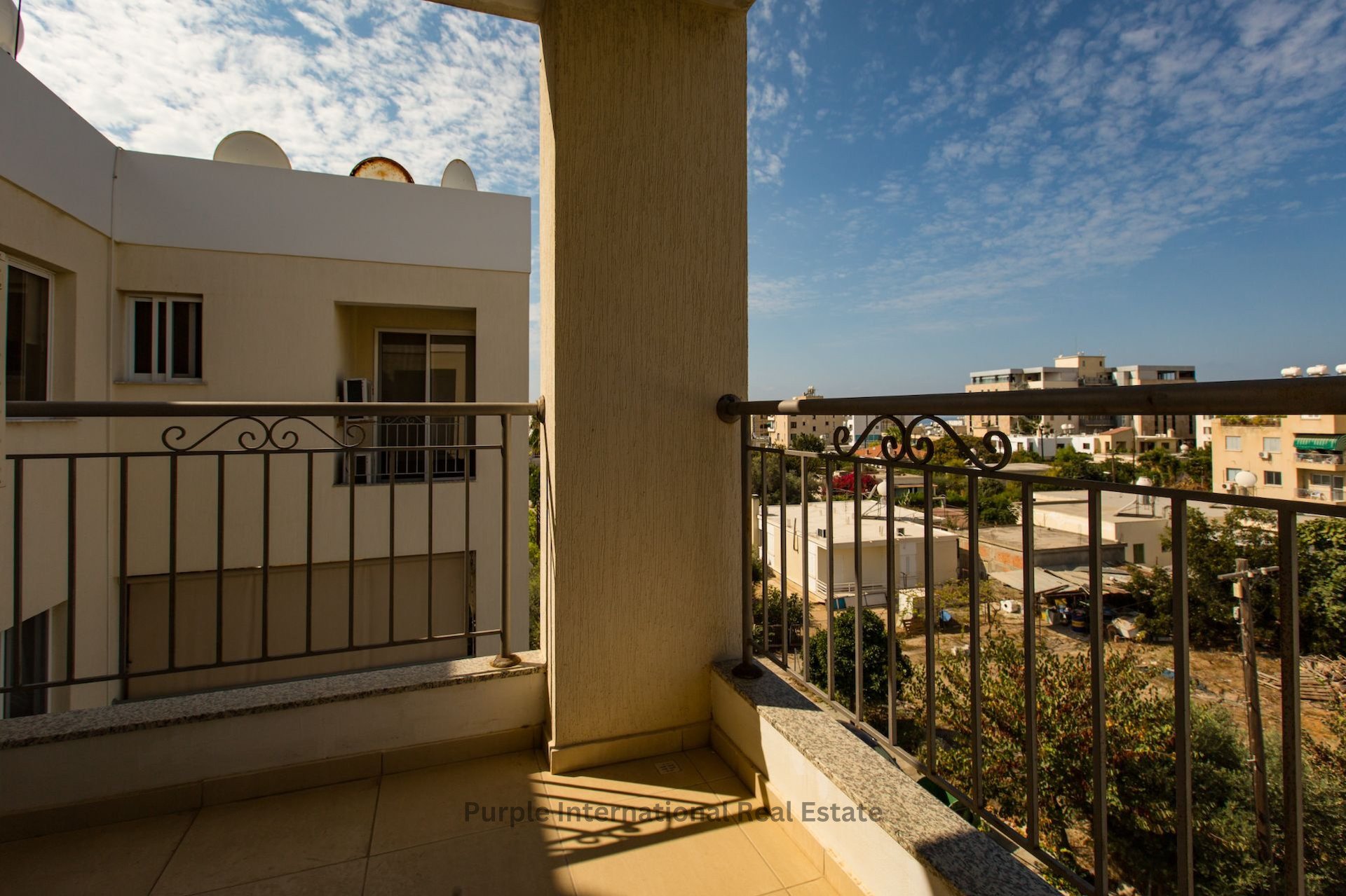 3 bedrooms Apartment in Paphos, Cyprus No. 37252