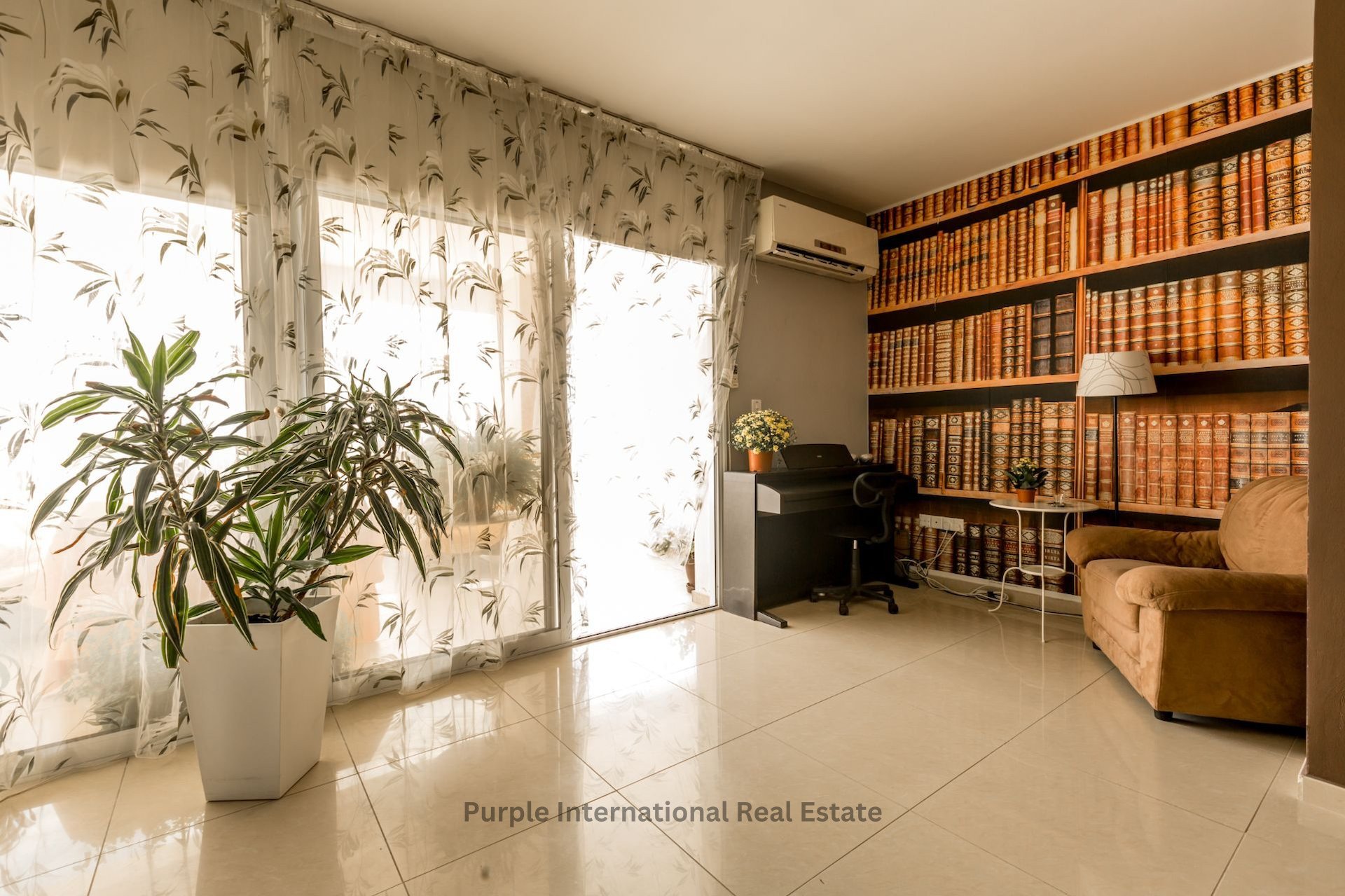 3 bedrooms Apartment in Paphos, Cyprus No. 37252