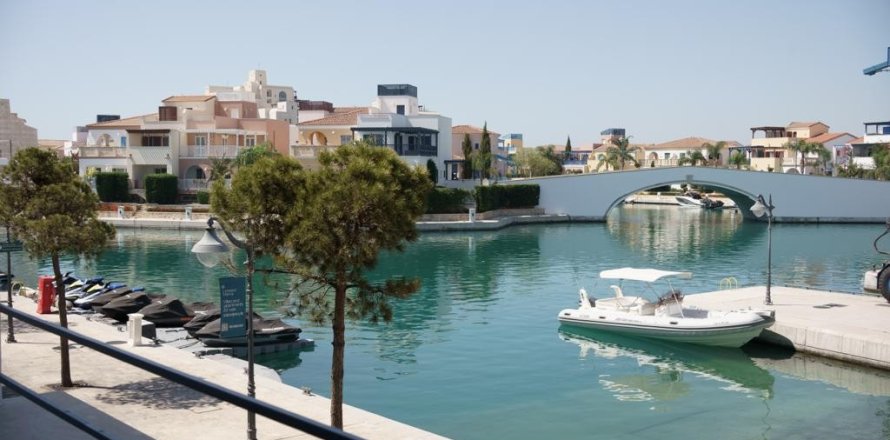 2 dormitorios Apartamento en Limassol,  No. 50150