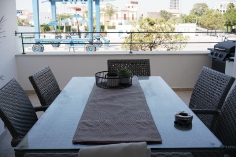 2 dormitorios Apartamento en Limassol,  No. 50150 9