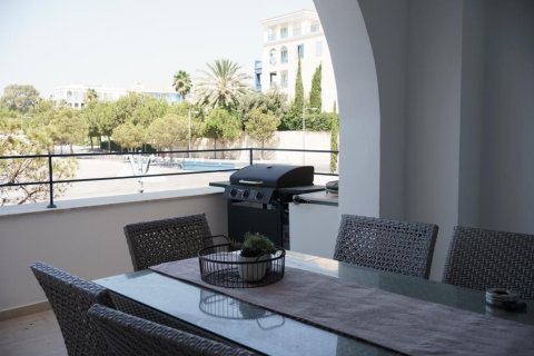 2 dormitorios Apartamento en Limassol,  No. 50150 8