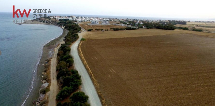36090m2 Land in Pervolia, Larnaka,  No. 50551