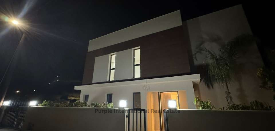 4 dormitorios Villa en Agios Tychonas, Limassol, Chipre No. 35954