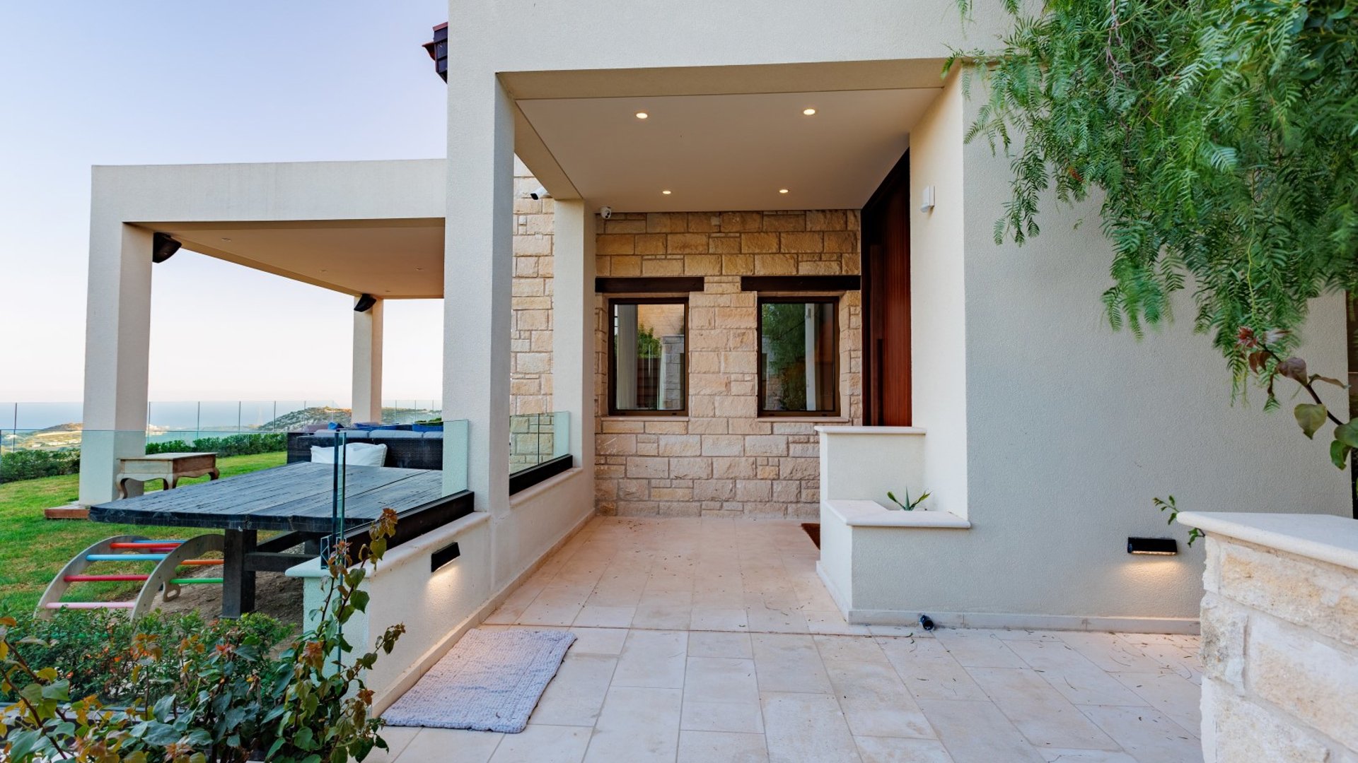4 bedrooms Villa in Limassol, Cyprus No. 26819