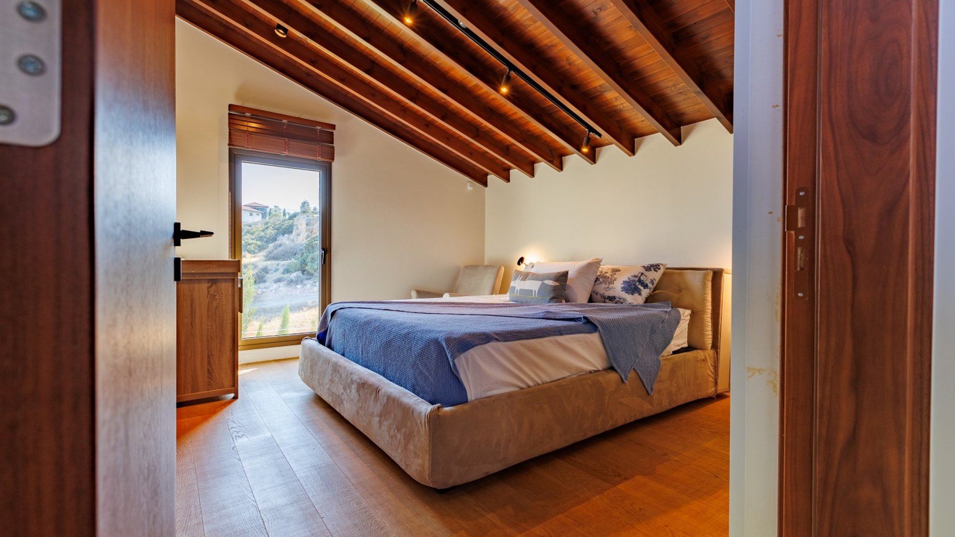 4 bedrooms Villa in Limassol, Cyprus No. 26819